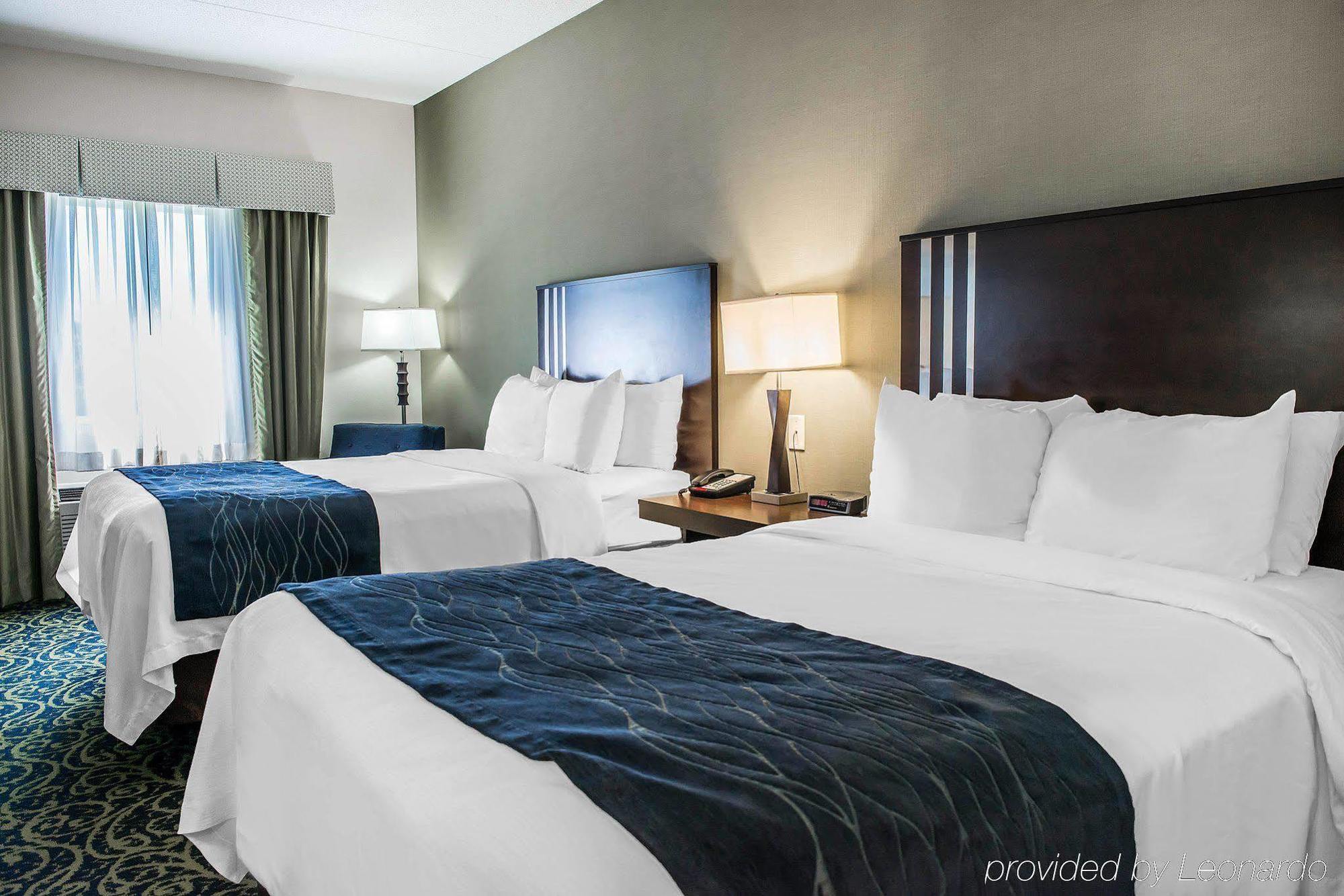 Comfort Inn & Suites Butler Esterno foto